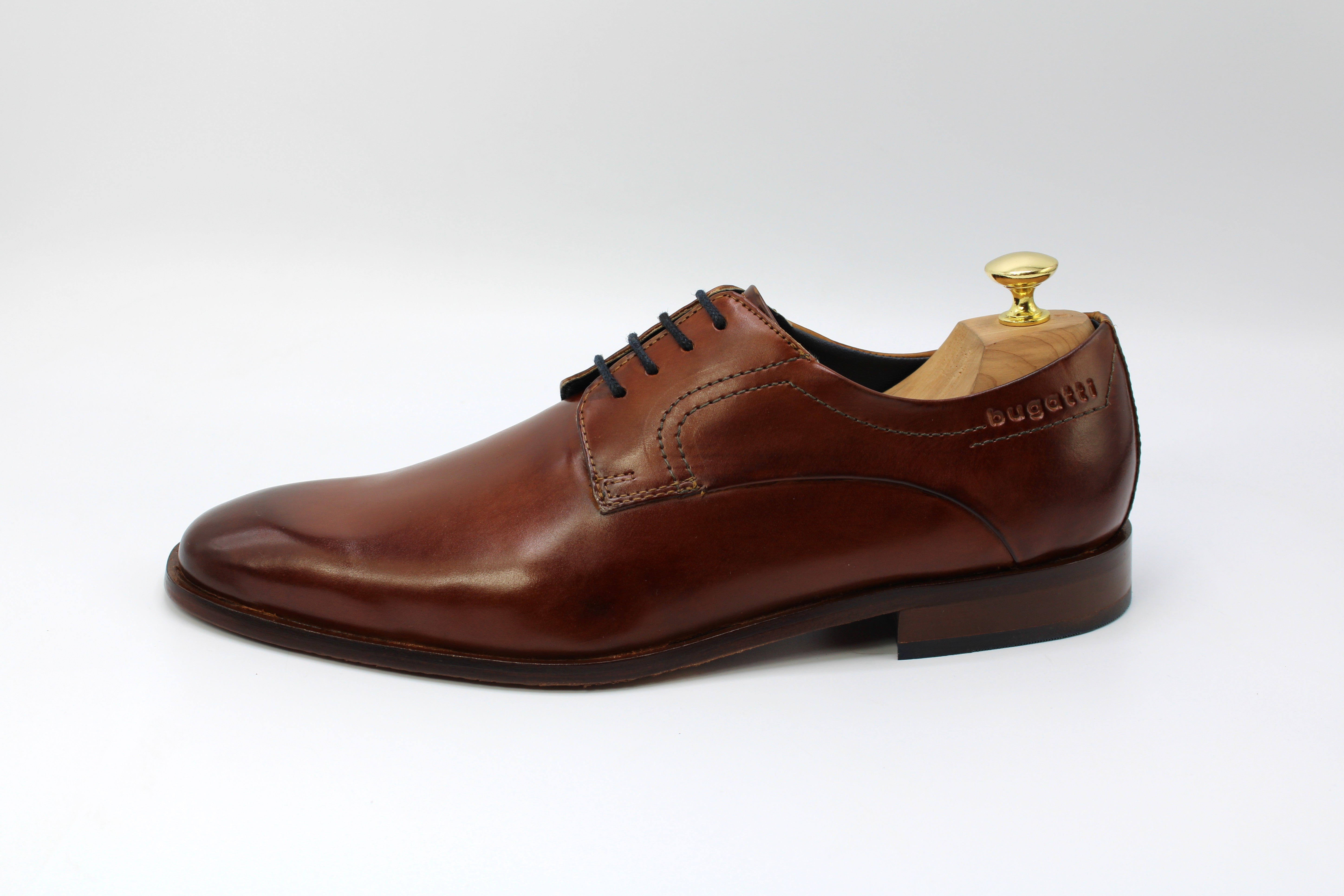 Bugatti Milko Cognac