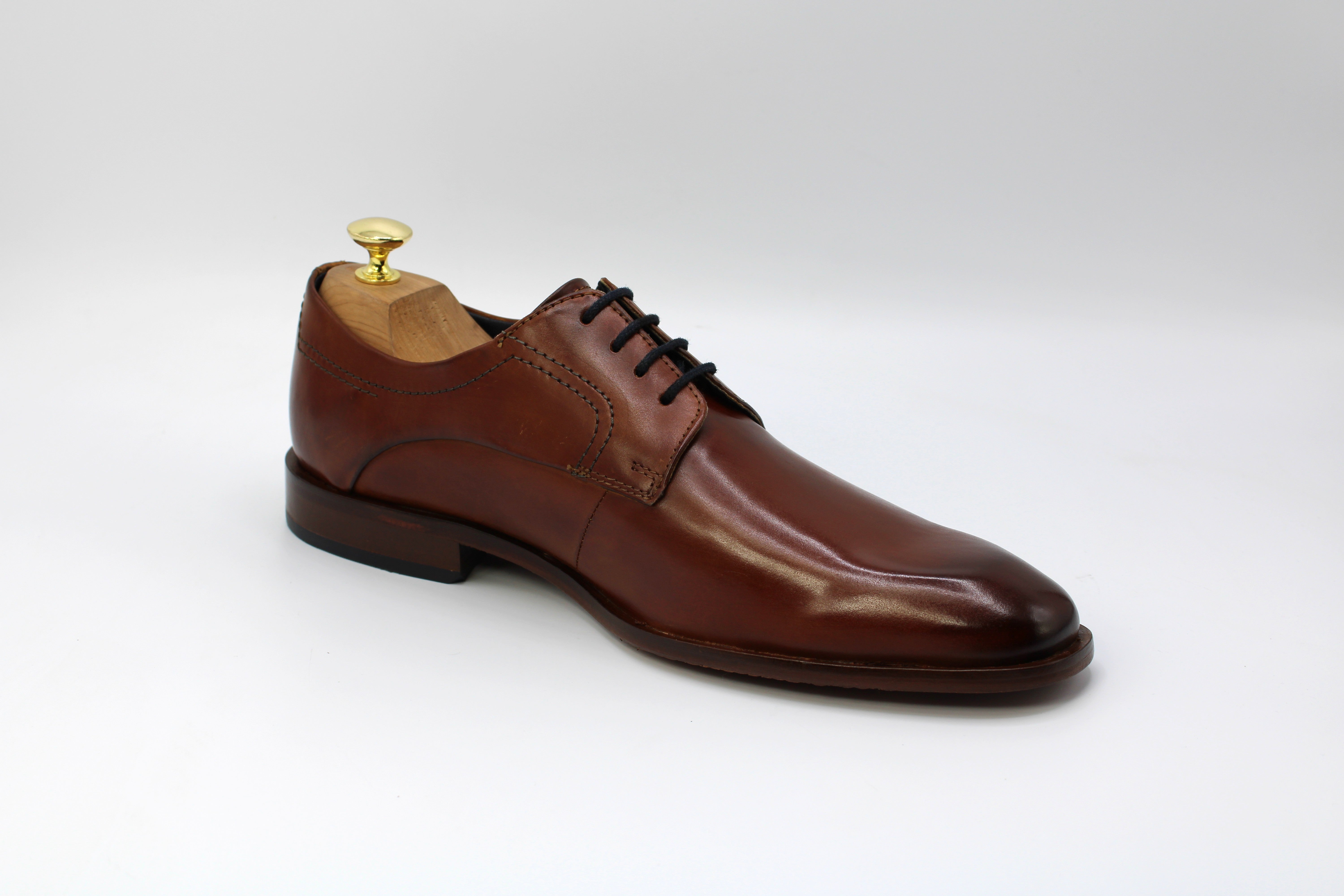 Bugatti Milko Cognac