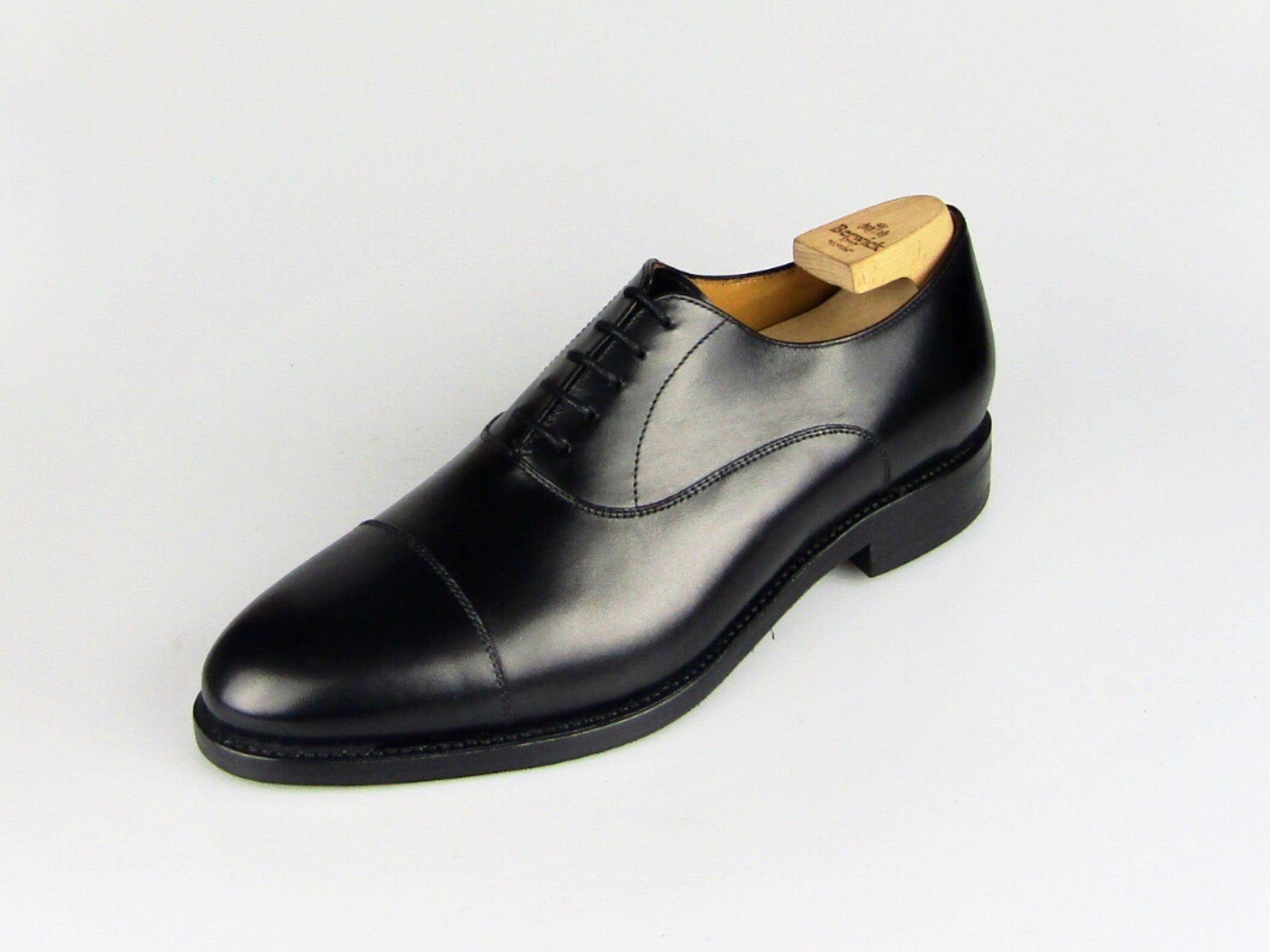 Berwick 4311 Black Calf Size 9.5